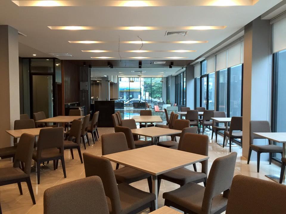 Leosor Hotel Nakhonratchasima Екстериор снимка